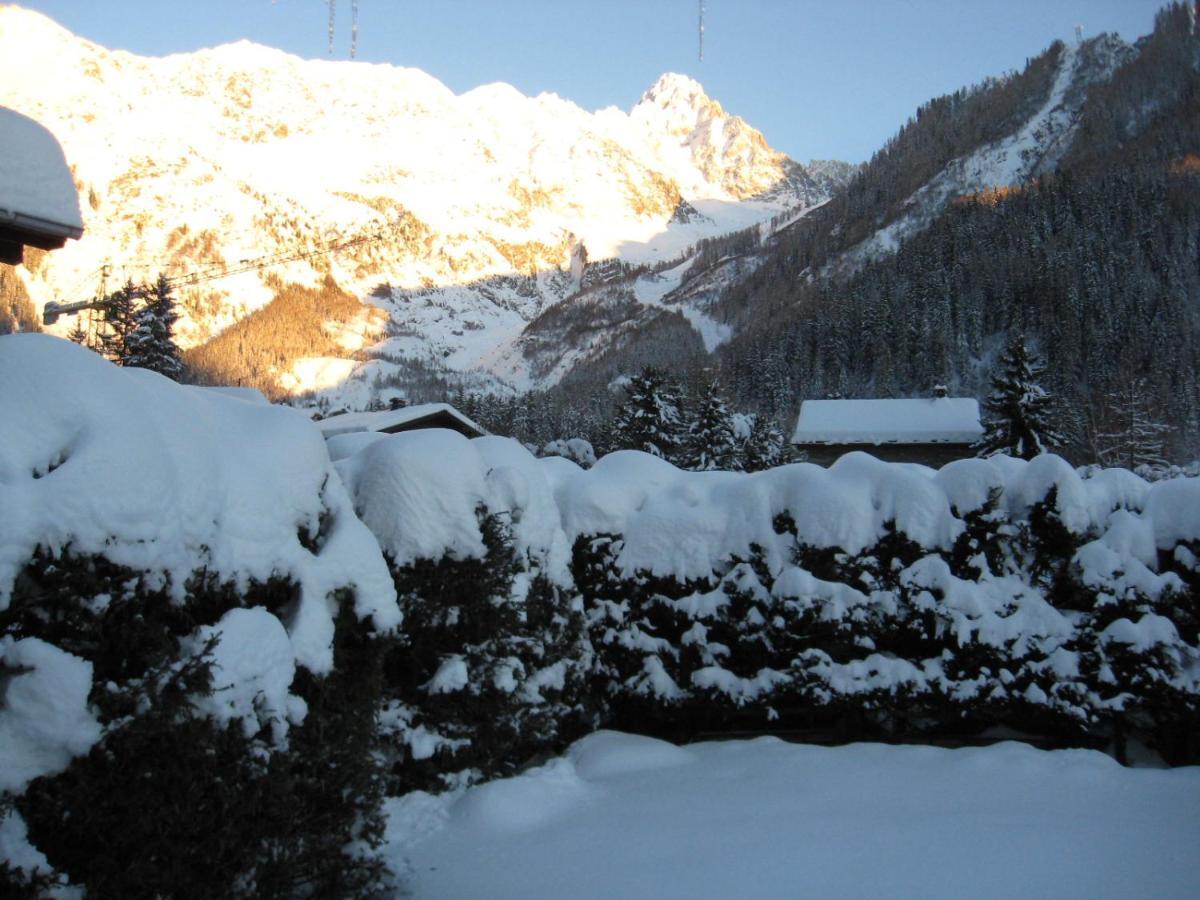 Chalets Pyrene Mont-Blanc Chamonix Mont Blanc Exterior foto